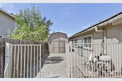 8181 Marion Oaks Court, Sacramento, CA 95828 - Photo 49