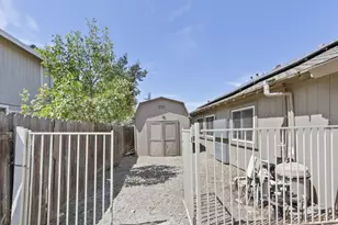 8181 Marion Oaks Ct, Sacramento, CA 95828 - Photo 49