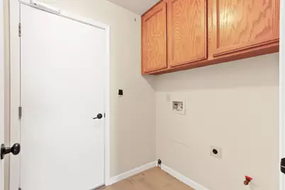 8181 Marion Oaks Court, Sacramento, CA 95828 - Photo 39