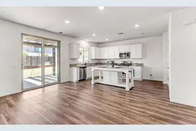 12727 Thorntonhall Drive, Rancho Cordova, CA 95742 - Photo 7