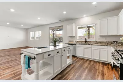 12727 Thorntonhall Drive, Rancho Cordova, CA 95742 - Photo 11
