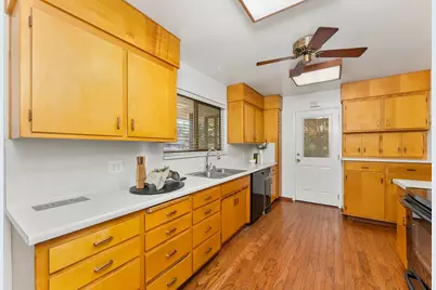 1258 Ridgeway Drive, Sacramento, CA 95822 - Photo 7