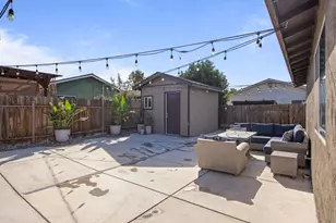 6012 Winners Cir, Riverbank, CA 95367 - Photo 23