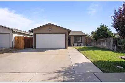 6012 Winners Cir, Riverbank, CA 95367 - Photo 1