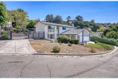 3390 Pinewood Court, Hayward, CA 94542 - Photo 9