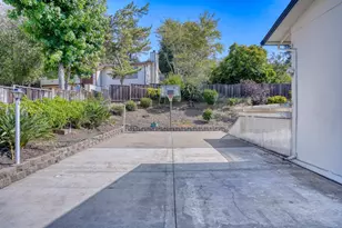 3390 Pinewood Ct, Hayward, CA 94542 - Photo 7