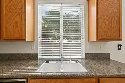 9452 N Kiefer Boulevard, Sacramento, CA 95826 - Photo 11