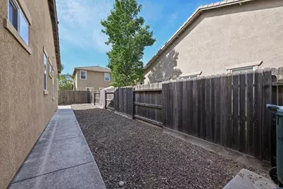 9452 N Kiefer Boulevard, Sacramento, CA 95826 - Photo 41