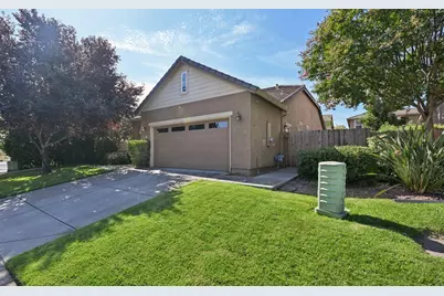 9452 N Kiefer Boulevard, Sacramento, CA 95826 - Photo 3