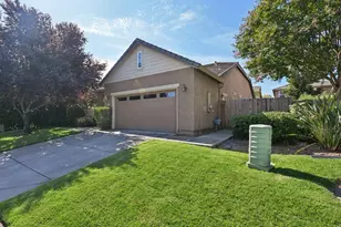 9452 N Kiefer Blvd, Sacramento, CA 95826 - Photo 3