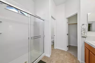 9452 N Kiefer Boulevard, Sacramento, CA 95826 - Photo 33