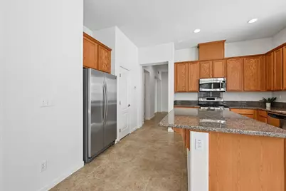 9452 N Kiefer Boulevard, Sacramento, CA 95826 - Photo 9