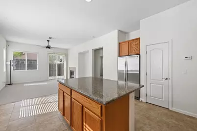 9452 N Kiefer Boulevard, Sacramento, CA 95826 - Photo 15