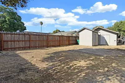 1501 Sierra Lane, Stockton, CA 95205 - Photo 33