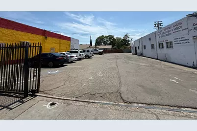 326 E Dr Martin Luther King Jr Boulevard, Stockton, CA 95206 - Photo 9