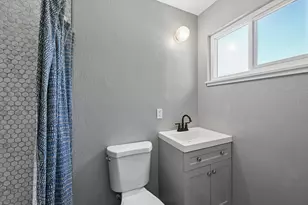 915 Archer Dr, Woodland, CA 95695 - Photo 23