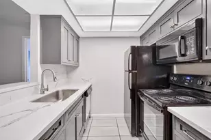 1661 Pyrenees Ave, Stockton, CA 95210 - Photo 7
