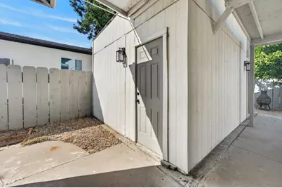 370 Pine Way, Yuba City, CA 95991 - Photo 27