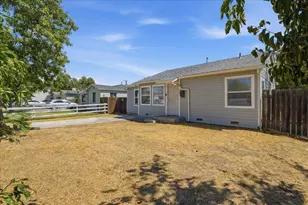 3928 Elm, Sacramento, CA 95838 - Photo 3