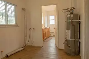 7966 MacArthur Blvd, Oakland, CA 94605 - Photo 5