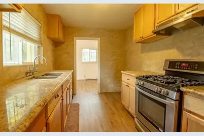 7966 Macarthur Boulevard #B, Oakland, CA 94605 - Photo 3