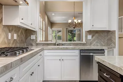 1637 Seven Falls, Modesto, CA 95355 - Photo 9