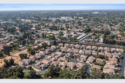 1637 Seven Falls, Modesto, CA 95355 - Photo 47
