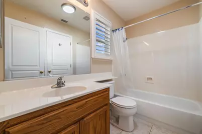 1637 Seven Falls, Modesto, CA 95355 - Photo 31