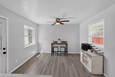 5020 Whittier Drive, Sacramento, CA 95820 - Photo 9