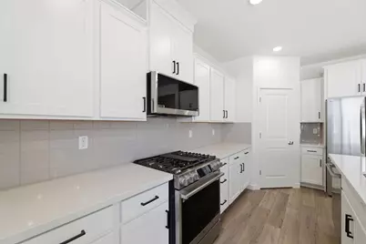 1272 Leonhardt Loop, Lincoln, CA 95648 - Photo 3