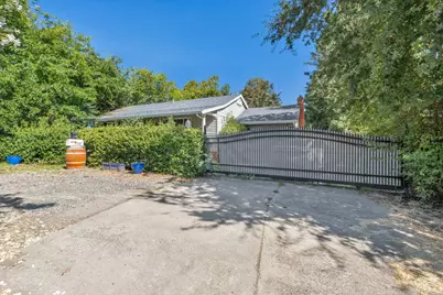 7737 Old Auburn Road, Citrus Heights, CA 95610 - Photo 21