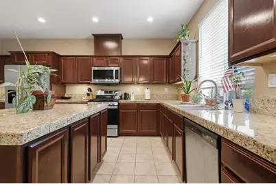 994 Heritage Way, Yuba City, CA 95991 - Photo 5