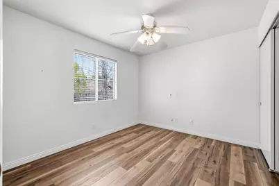 9365 Windrift Lane, Elk Grove, CA 95758 - Photo 19