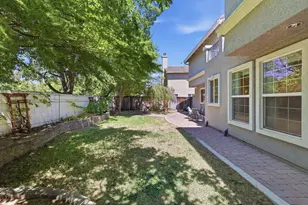 9365 Windrift Ln, Elk Grove, CA 95758 - Photo 27
