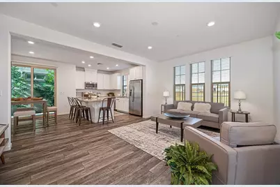 9299 Mystic Lake Aly, Sacramento, CA 95829 - Photo 13