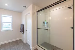 8170 Angsley Dr, Elk Grove, CA 95757 - Photo 35