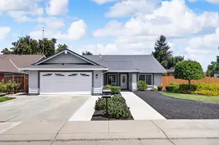 1125 Centre Ct Dr, Tracy, CA 95376 - Photo 1