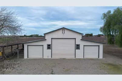 16012 Sycamore Avenue, Patterson, CA 95363 - Photo 37