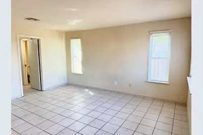 7718 Laramore Way, Sacramento, CA 95832 - Photo 9