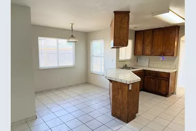 7718 Laramore Way, Sacramento, CA 95832 - Photo 13
