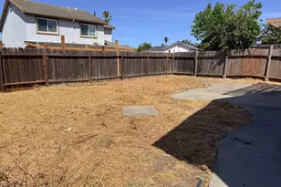 7718 Laramore Way, Sacramento, CA 95832 - Photo 15