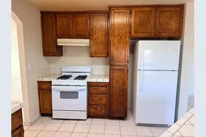 7718 Laramore Way, Sacramento, CA 95832 - Photo 11