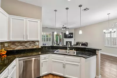 9656 Holly Glen Way, Elk Grove, CA 95757 - Photo 13