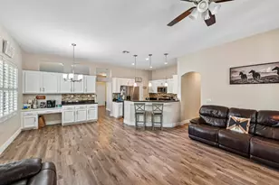 9656 Holly Glen Way, Elk Grove, CA 95757 - Photo 5