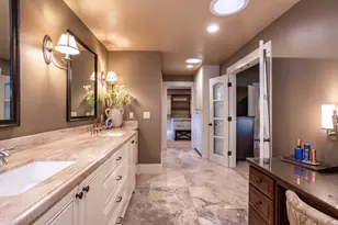 7108 Hillcrest Dr, Modesto, CA 95356 - Photo 23