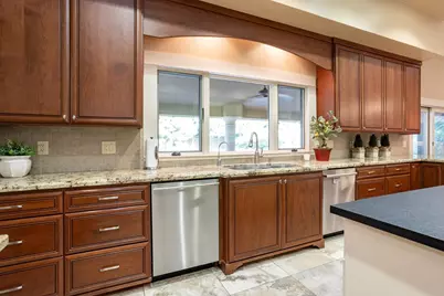 7108 Hillcrest Drive, Modesto, CA 95356 - Photo 15