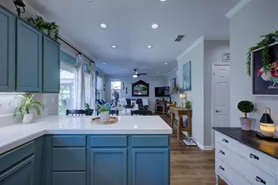 201 Waters Edge Drive, Waterford, CA 95386 - Photo 17