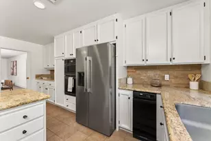 11321 Sutters Mill Cir, Rancho Cordova, CA 95670 - Photo 23