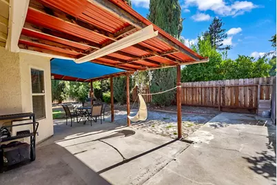 2588 Stonybrook Avenue, Merced, CA 95348 - Photo 21