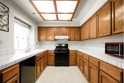 2588 Stonybrook Avenue, Merced, CA 95348 - Photo 9